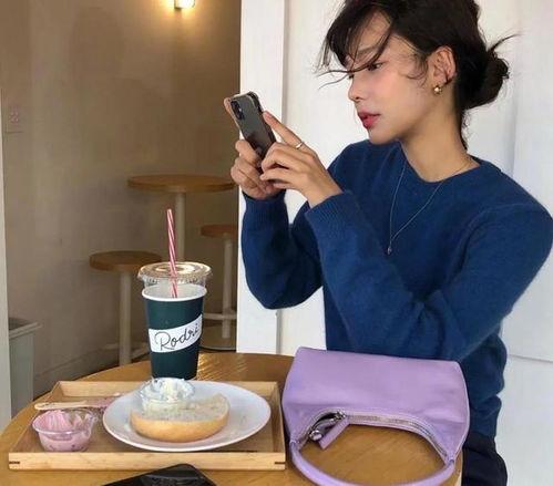 娱乐吃瓜酱怎么变现,揭秘网红变现全攻略 第2张 娱乐吃瓜酱怎么变现,揭秘网红变现全攻略 第2张